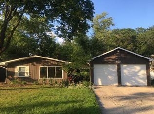 5611 S Quincy St, Hinsdale, IL
