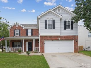 3048 Buttonwood Ln, Clayton, NC 27520