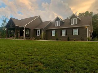 1075 Clear View Farm Dr, Dayton, TN 37321