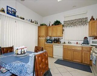 3rd image of 10812 Clarion Ln