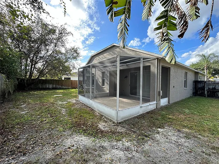 8037 Moccasin Trail Dr — Photo 34