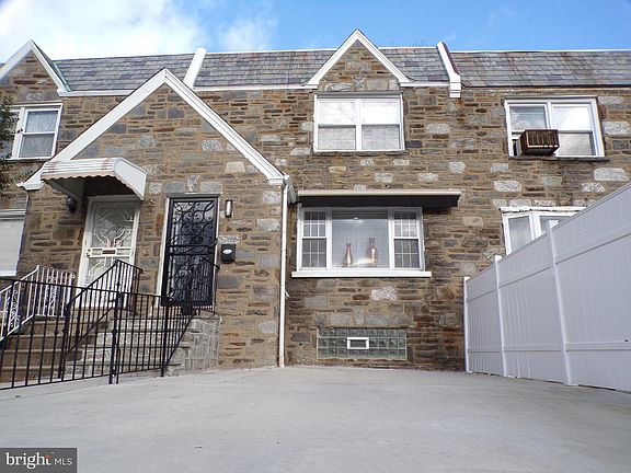 2nd image of 5785 Kemble Ave