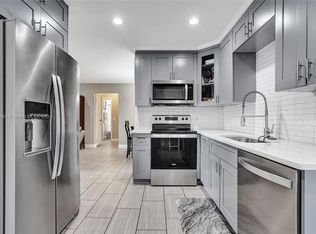 9617 NW 26th St, Sunrise, FL 33322