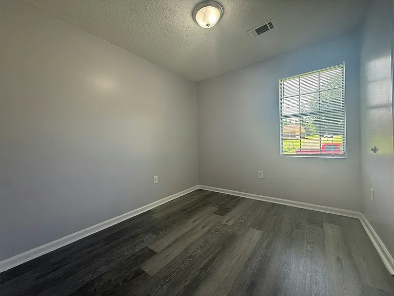 3608 Hicky St — Photo 7