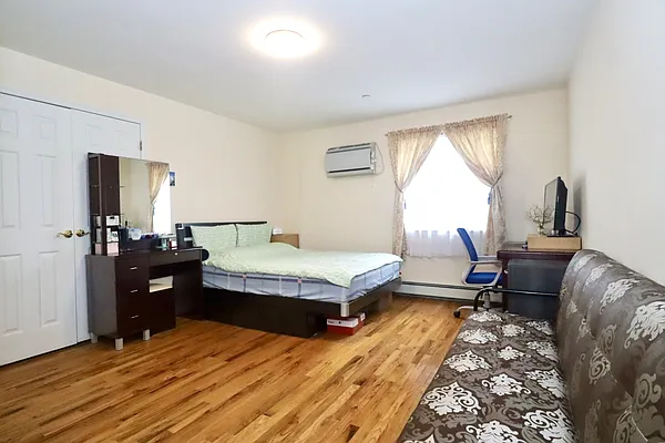 Sold by Corcoran | media 15