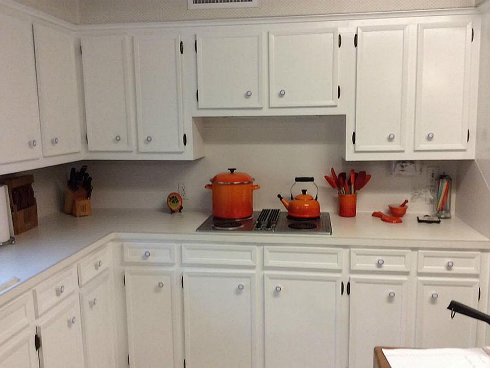 1st image of 1604 Cedar Dr