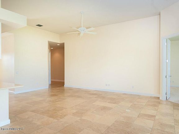 5th image of 3570 Jute Ln SE