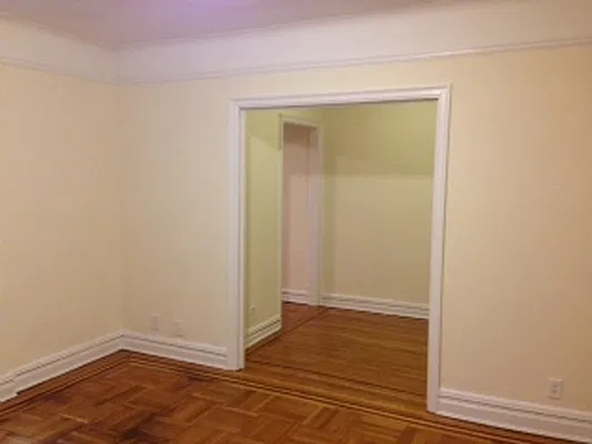 Rented by Mall Properties, Inc. | media 21