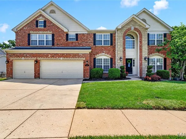 414 Gillham Ct, Ballwin, MO 63021