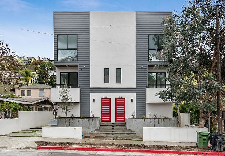 1st image of 1864 Echo Park Ave