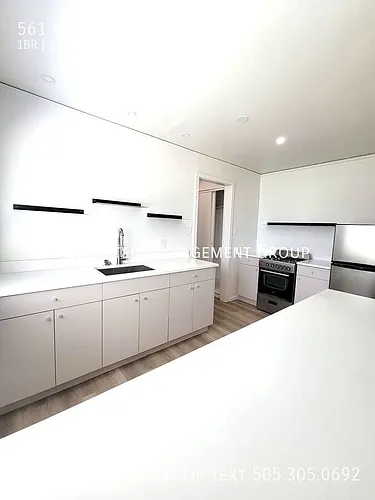561 Kiva St #5 Photo 1 561 Kiva St #5 Photo 1