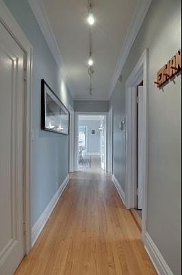 5th image of 1751 W Granville Ave