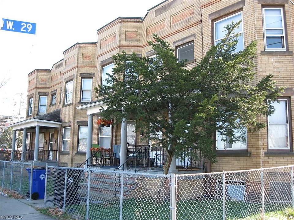 2nd image of 2511 Woodbridge Ave
