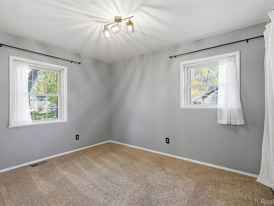 827 Los Arboles Dr, photo 17