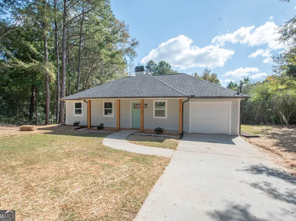 1048 Corinth Rd, Newnan, GA 30263