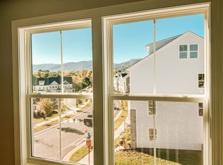 780 Park Ridge Dr, Crozet, VA 22932