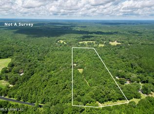 1 Gumpond Beall Rd, Lumberton, MS 39455