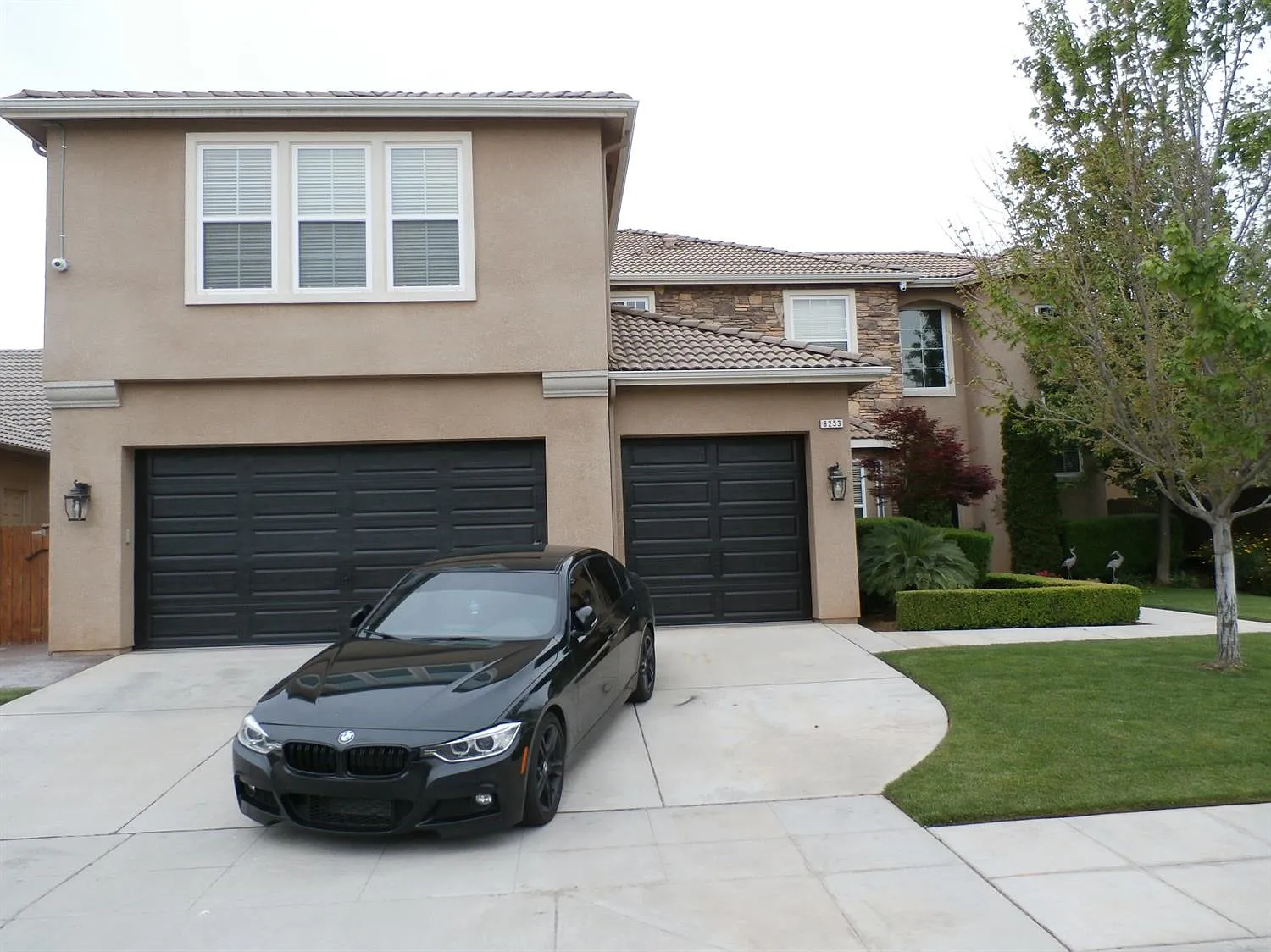 6253 W Menlo Ave photo 1