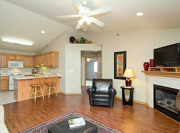 2nd image of 10131 Sutton Dr Unit 11