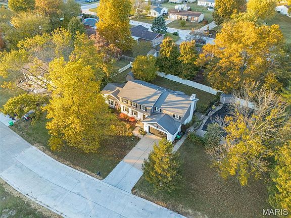 4th image of 71 Oakwood Dr