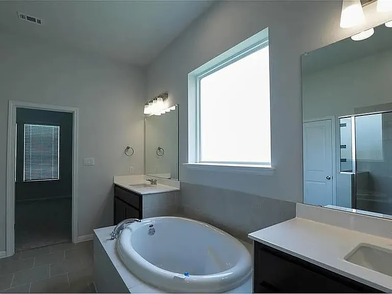 135 Horseshoe Cv — Photo 26