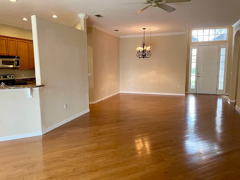 538 Newhall Ln — Photo 21