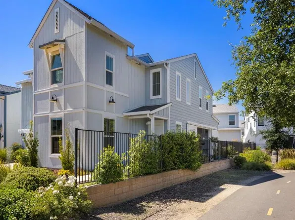700 Silo St, Folsom, CA 95630