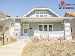 3220 W Madison St, Milwaukee, WI 53215