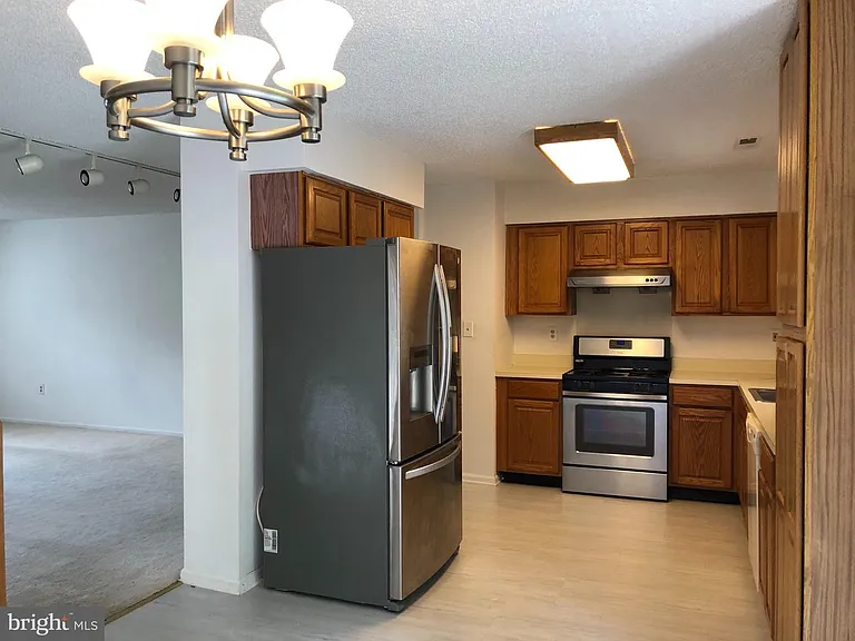 33 Ketley Pl — Photo 6