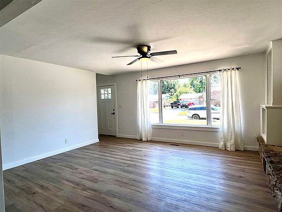 4th image of 1409 Bradbary Ln