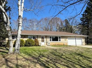 2794 Northwoods Rd, Port Washington, WI 53074