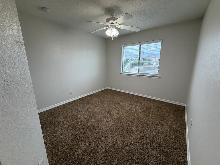 11481 Lucio Moreno Dr — Photo 36