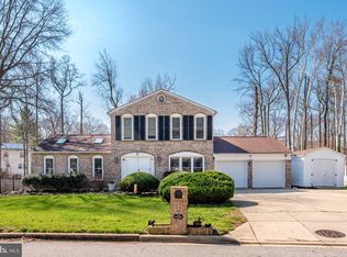 105 Saint Andrews Dr E, Fort Washington, MD 20744