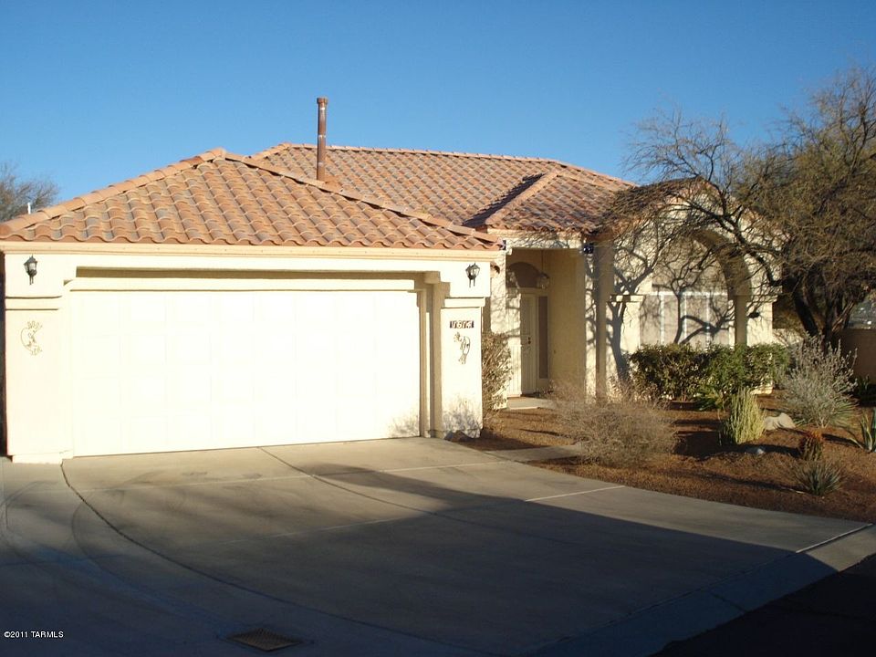 1st image of 1614 W Canada Hills Dr