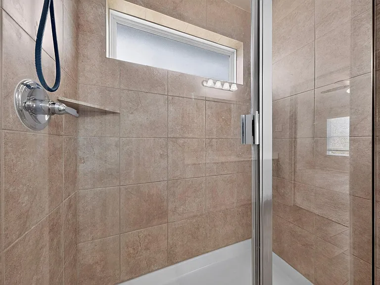 3704 Allegiance Ave — Photo 23