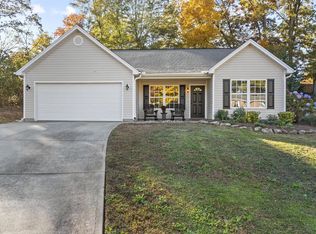 7 Saponee Dr, Greenville, SC 29617