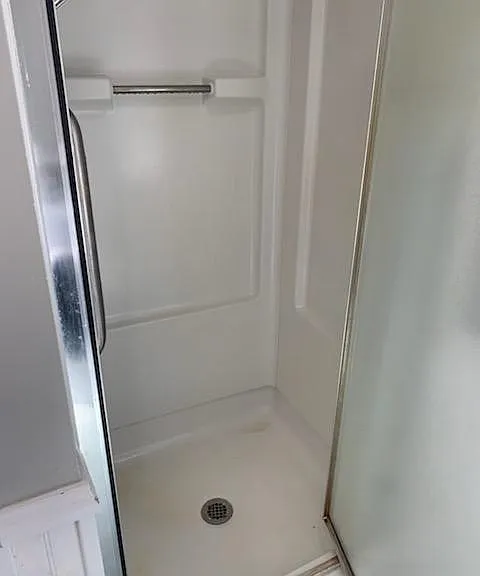 640 N Schwamberger Rd — Photo 11