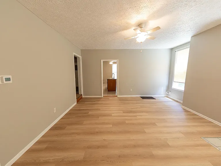 624 S Champion Ave — Photo 25