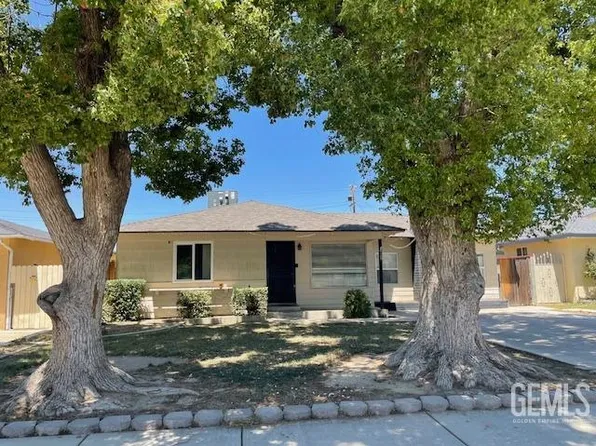 928 2nd St, Wasco, CA 93280