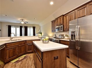 2717 Granite Hill Dr, Leander, TX 78641