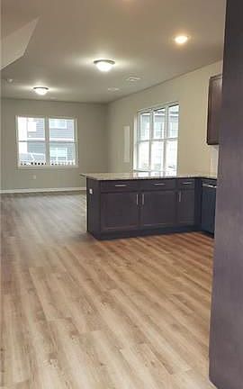 5th image of 231 Kichline Ave