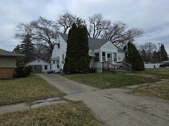 3rd image of 317 Buckingham Ave