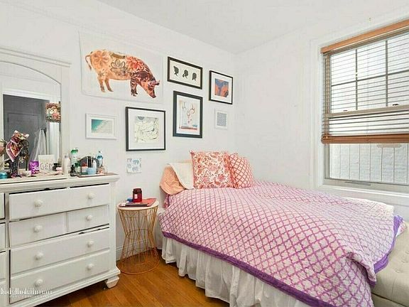 4th image of 1 Bank St APT 6N