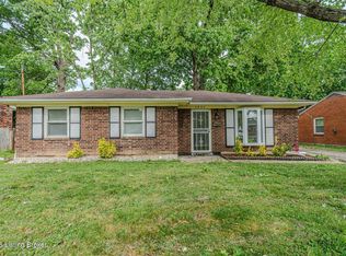 5805 Spicewood Ln, Louisville, KY 40219