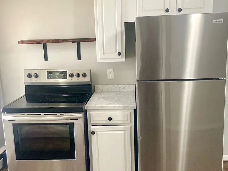 2034 John R Rd #5 — Photo 8