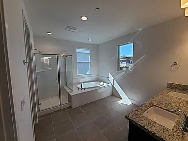 118 E Vince St — Photo 15