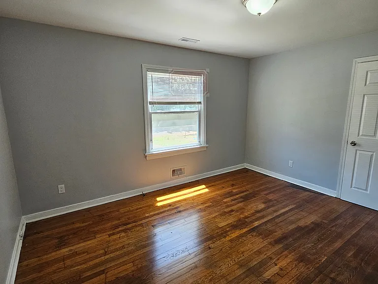 5610 Kendall Rd — Photo 14