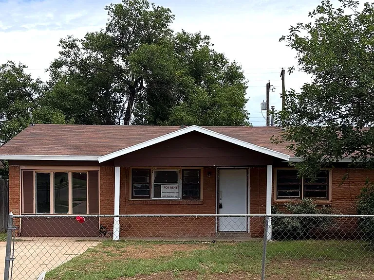 1933 E Colgate St — Photo 12