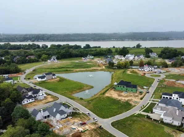 8221 Sutherland Farm Rd, Prospect, KY 40059