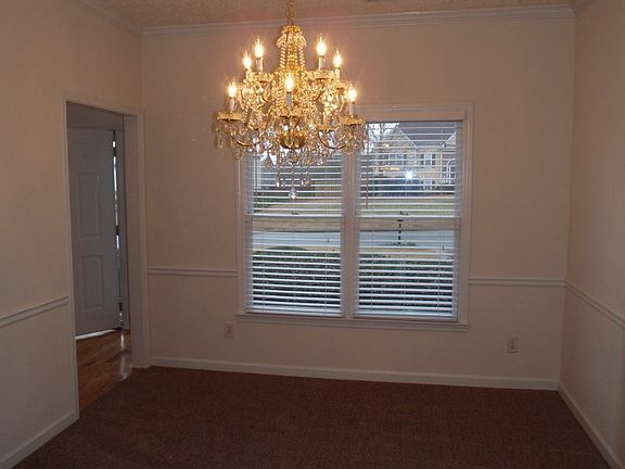 http://www.propertyboss.net/CustomerImages/EXCALIBR_92531/media/Properties/1003%20Smithwyck%20Drive%